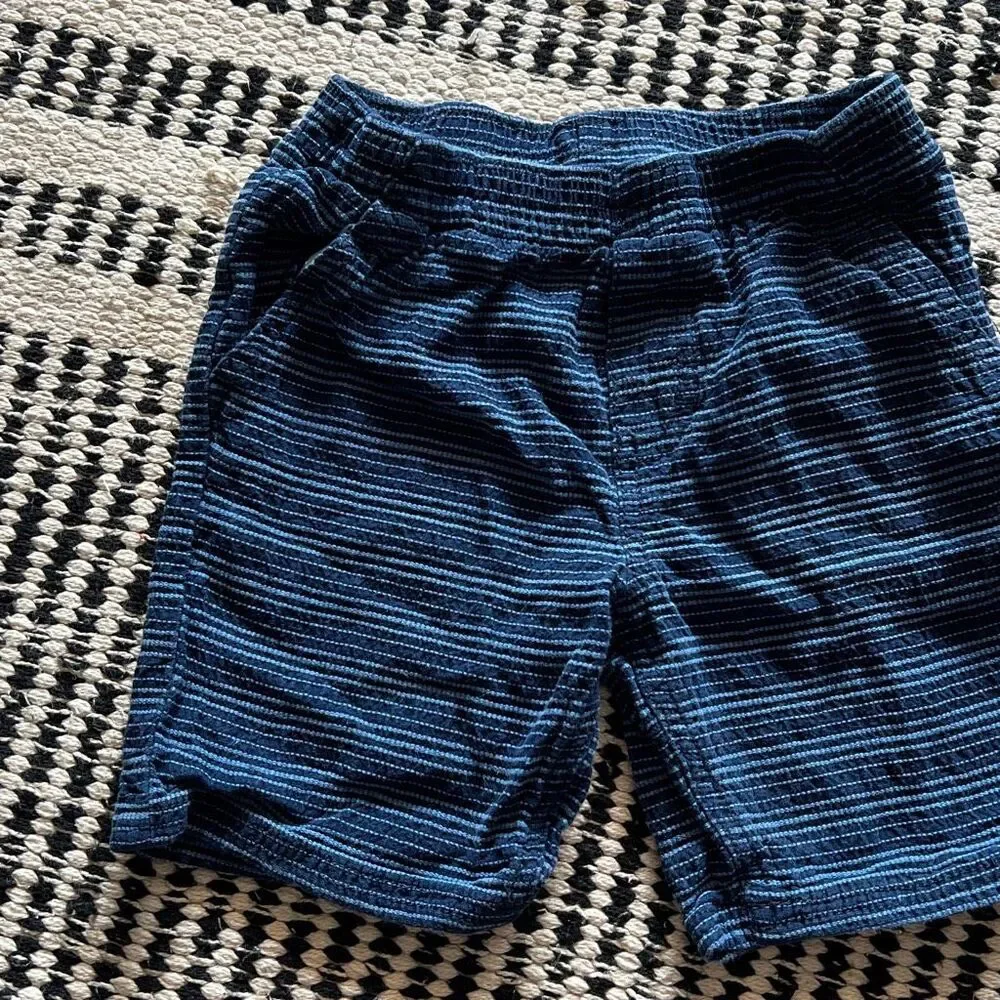 Calvin Klein size 4t blue striped boys shorts
